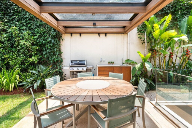 Imagem Casa com 3 Quartos à Venda, 628 m² em Alto De Pinheiros - São Paulo