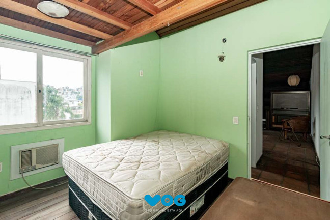 Imagem Imóvel com 3 Quartos à Venda, 134 m² em Santana - Porto Alegre