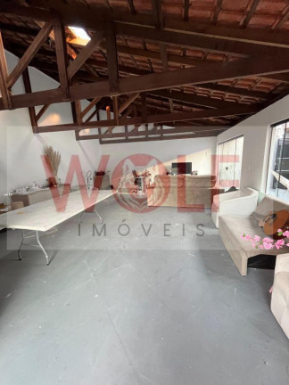 Imagem Casa com 3 Quartos à Venda, 340 m² em Santa Felicidade - Curitiba Imagem Casa com 3 Quartos à Venda, 340 m² em Santa Felicidade - Curitiba