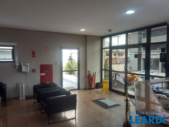 Sala Comercial à Venda, 32 m² em Jardim Bela Vista - Santo André