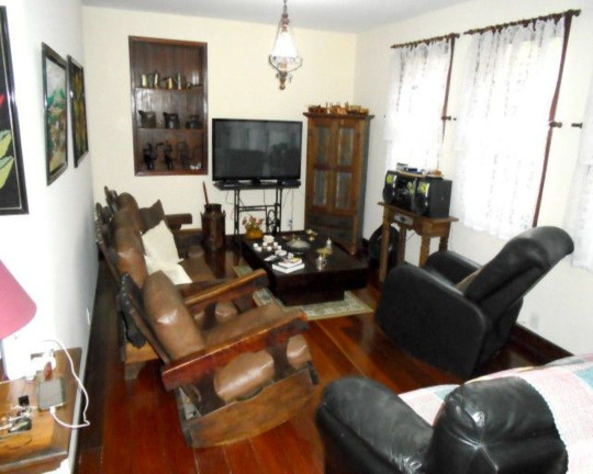 Imagem Casa com 3 Quartos à Venda, 157 m² em Alto - Teresópolis Imagem Casa com 3 Quartos à Venda, 157 m² em Alto - Teresópolis
