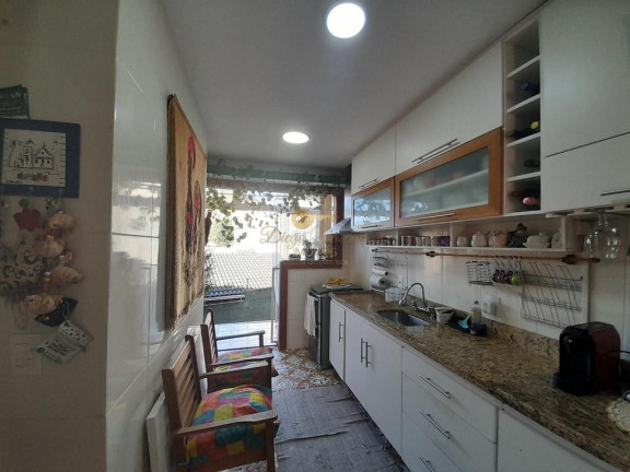 Imagem Casa com 3 Quartos à Venda, 185 m² em Vargem Grande - Teresópolis Imagem Casa com 3 Quartos à Venda, 185 m² em Vargem Grande - Teresópolis