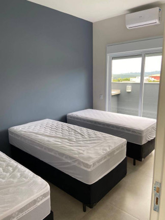 Imagem Casa com 3 Quartos à Venda, 471 m² em Ninho Verde Ii - Pardinho Imagem Casa com 3 Quartos à Venda, 471 m² em Ninho Verde Ii - Pardinho