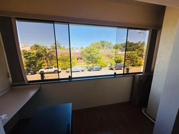 Imagem Casa com 3 Quartos à Venda, 215 m² em Hípica - Porto Alegre Imagem Casa com 3 Quartos à Venda, 215 m² em Hípica - Porto Alegre