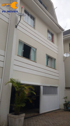 Sobrado com 3 Quartos à Venda, 206 m² em Agua Verde - Curitiba