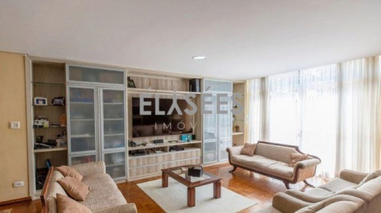 Imagem Sobrado com 4 Quartos à Venda, 554 m² em Morumbi - São Paulo Imagem Sobrado com 4 Quartos à Venda, 554 m² em Morumbi - São Paulo