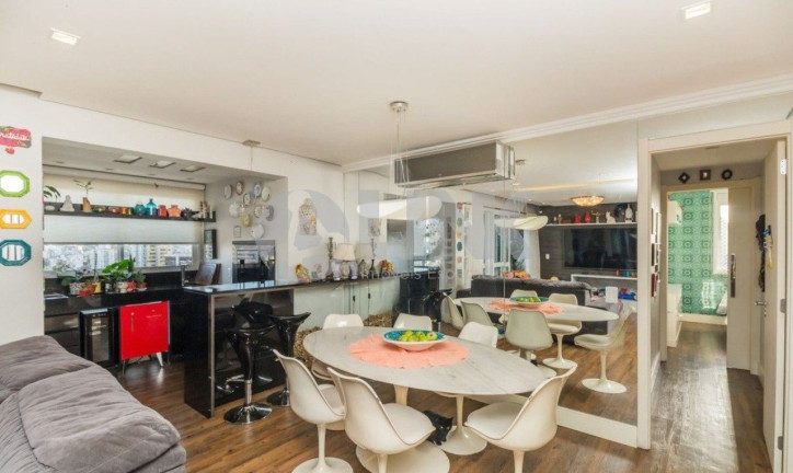 Imagem Apartamento com 3 Quartos à Venda, 120 m² em Menino Deus - Porto Alegre