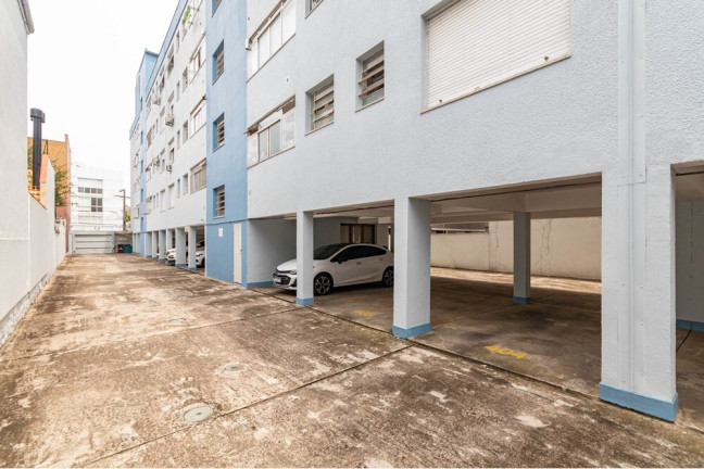 Imagem Imóvel com 2 Quartos à Venda, 85 m² em Menino Deus - Porto Alegre Imagem Imóvel com 2 Quartos à Venda, 85 m² em Menino Deus - Porto Alegre