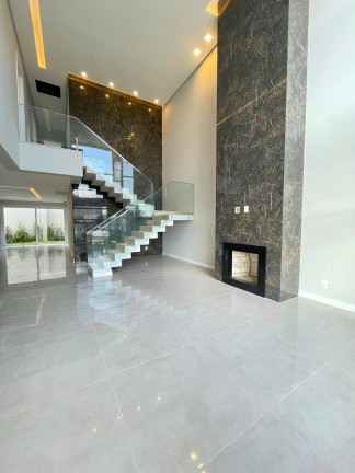 Imagem Casa de Condomínio com 3 Quartos à Venda, 224 m² em Igara - Canoas Imagem Casa de Condomínio com 3 Quartos à Venda, 224 m² em Igara - Canoas