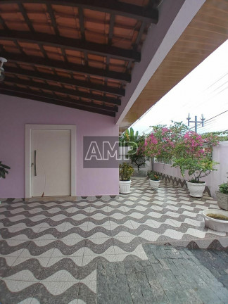 Imagem Casa com 4 Quartos à Venda, 399 m² em Aleixo - Manaus Imagem Casa com 4 Quartos à Venda, 399 m² em Aleixo - Manaus