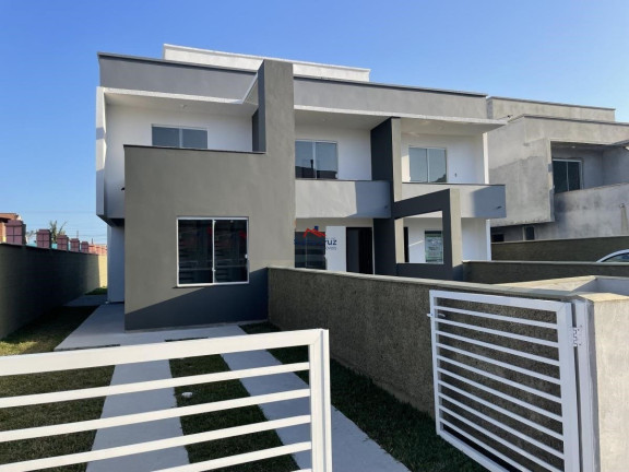 Sobrado com 3 Quartos à Venda, 185 m² em São João Do Rio Vermelho - Florianópolis