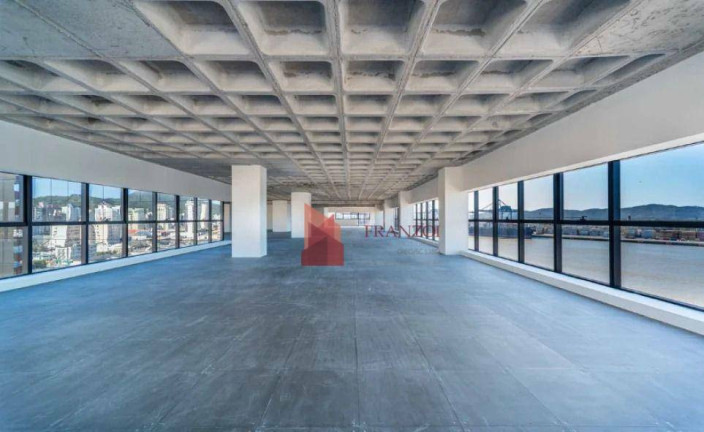 Sala Comercial para Alugar, 371 m² em Centro - Itajaí