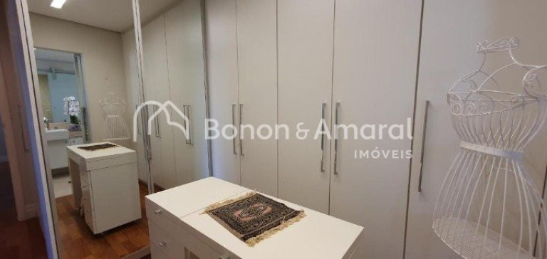 Imagem Apartamento com 3 Quartos à Venda, 215 m² em Cambuí - Campinas