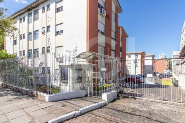 Imagem Apartamento com 3 Quartos à Venda, 68 m² em Higienópolis - Porto Alegre Imagem Apartamento com 3 Quartos à Venda, 68 m² em Higienópolis - Porto Alegre