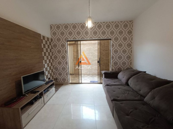 Imagem Casa com 4 Quartos à Venda, 240 m² Imagem Casa com 4 Quartos à Venda, 240 m²