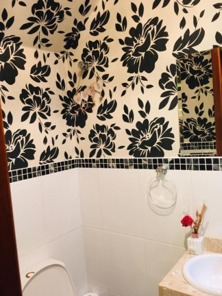 Imagem Casa com 3 Quartos à Venda, 200 m²