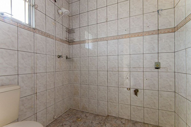 Imagem Imóvel com 7 Quartos à Venda, em Itaim Paulista - São Paulo Imagem Imóvel com 7 Quartos à Venda, em Itaim Paulista - São Paulo