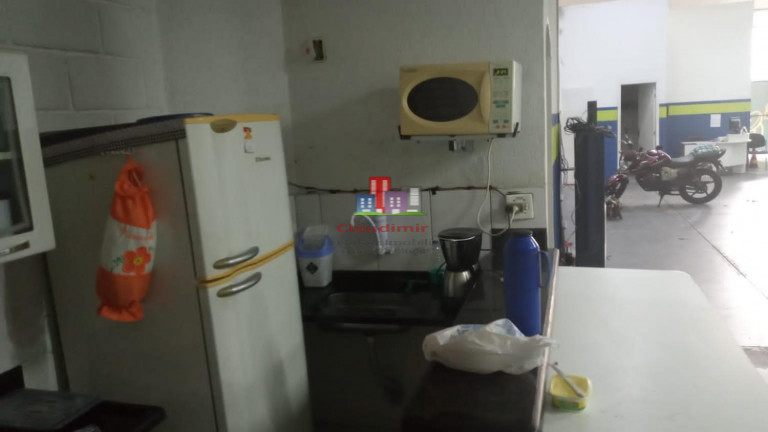 Imagem Galpão à Venda ou Locação, 250 m² em Vila Guilhermina - São Paulo