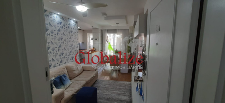 Imóvel com 2 Quartos à Venda, 64 m² em Marapé - Santos