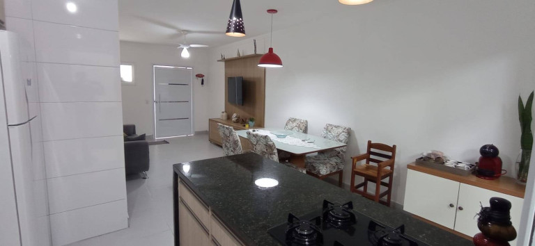 Imagem Casa com 2 Quartos à Venda, 102 m² em Massaguaçu - Caraguatatuba