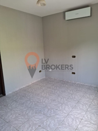 Imagem Casa com 4 Quartos à Venda, 218 m² em Parque Santa Rosa - Suzano Imagem Casa com 4 Quartos à Venda, 218 m² em Parque Santa Rosa - Suzano