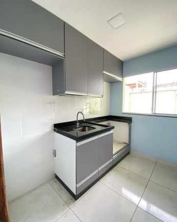 Imagem Casa com 2 Quartos à Venda, 75 m² em Areinha - Viana