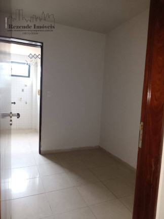 Imagem Apartamento com 3 Quartos à Venda, 120 m² em Cabo Branco - João Pessoa