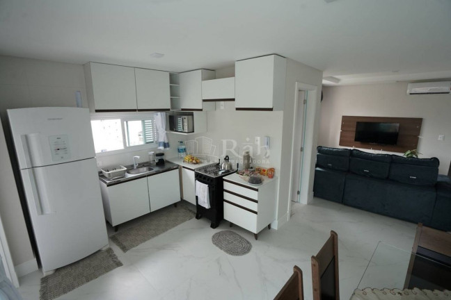 Imagem Apartamento com 2 Quartos à Venda, 135 m² em Meia Praia - Itapema