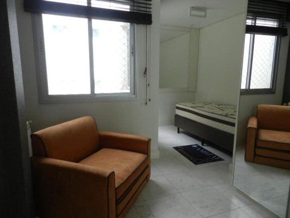 Imagem Imóvel com 3 Quartos à Venda, 200 m² em Centro - Balneário Camboriú Imagem Imóvel com 3 Quartos à Venda, 200 m² em Centro - Balneário Camboriú