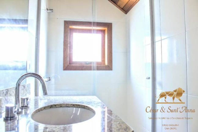 Imagem Casa com 4 Quartos à Venda, 185 m² em Recanto Das Araucárias - Campos Do Jordão Imagem Casa com 4 Quartos à Venda, 185 m² em Recanto Das Araucárias - Campos Do Jordão
