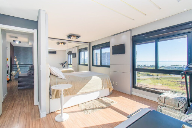 Imagem Apartamento com 2 Quartos à Venda, 129 m² em Cristal - Porto Alegre Imagem Apartamento com 2 Quartos à Venda, 129 m² em Cristal - Porto Alegre