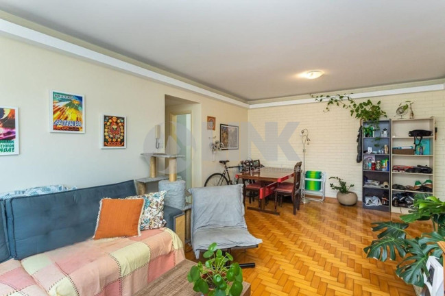 Imagem Apartamento com 3 Quartos à Venda, 108 m² em Três Figueiras - Porto Alegre Imagem Apartamento com 3 Quartos à Venda, 108 m² em Três Figueiras - Porto Alegre