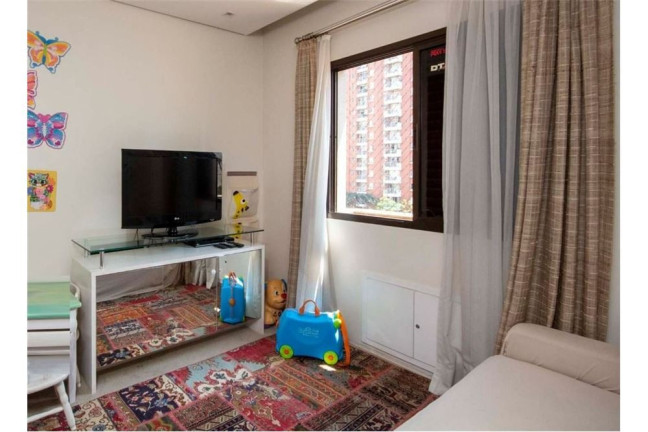 Imagem Apartamento com 4 Quartos à Venda, 200 m² em Moema - São Paulo Imagem Apartamento com 4 Quartos à Venda, 200 m² em Moema - São Paulo