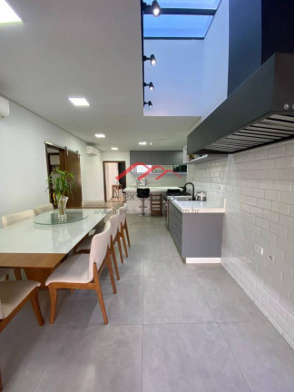 Imagem Casa com 5 Quartos à Venda, 288 m² em Swiss Park - Campinas Imagem Casa com 5 Quartos à Venda, 288 m² em Swiss Park - Campinas