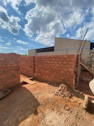Casa com 3 Quartos à Venda, 116 m² em Botucatu