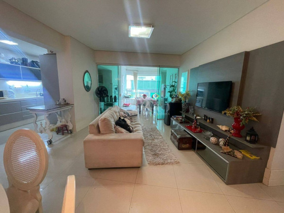 Apartamento com 3 Quartos à Venda, 131 m² em Centro - Balneário Camboriú