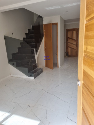 Imagem Sobrado com 2 Quartos à Venda, 76 m² em Campo De Santana - Curitiba