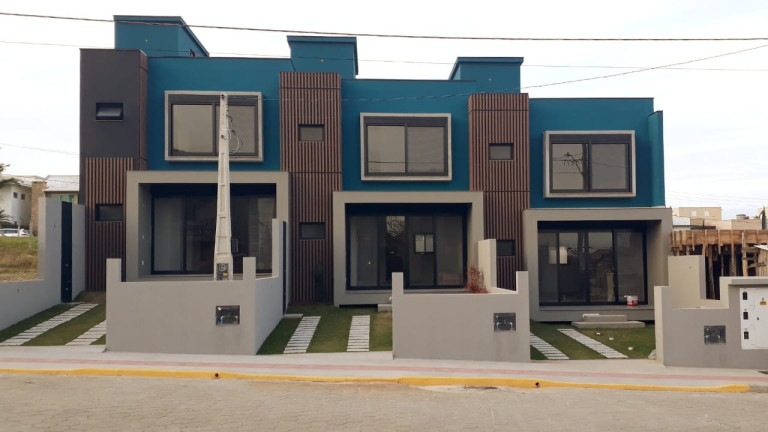 Imagem Casa com 3 Quartos à Venda, 113 m² em Ambrósio - Garopaba