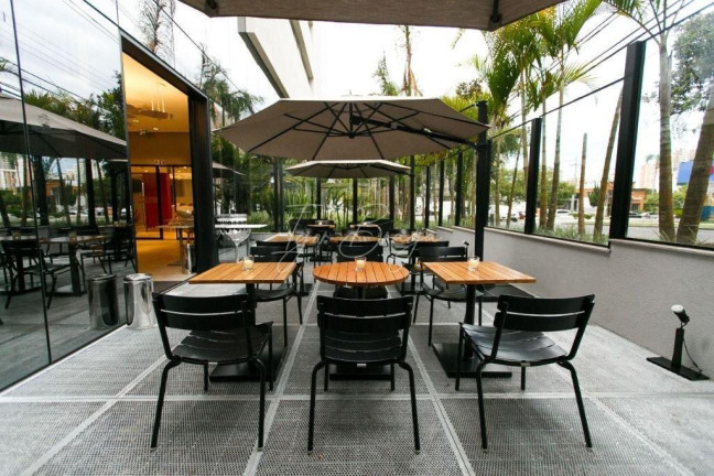Imagem Kitnet com 1 Quarto à Venda, 24 m² em Batel - Curitiba