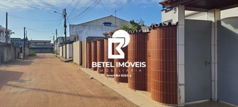 Imagem Casa com 3 Quartos à Venda, 215 m² em Centro - São Francisco De Itabapoana Imagem Casa com 3 Quartos à Venda, 215 m² em Centro - São Francisco De Itabapoana