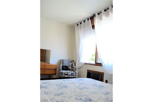 Imagem Imóvel com 2 Quartos à Venda, em Passo Da Areia - Porto Alegre Imagem Imóvel com 2 Quartos à Venda, em Passo Da Areia - Porto Alegre
