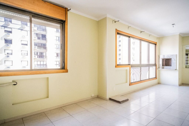 Imagem Apartamento com 2 Quartos à Venda, 87 m² em Passo Da Areia - Porto Alegre Imagem Apartamento com 2 Quartos à Venda, 87 m² em Passo Da Areia - Porto Alegre