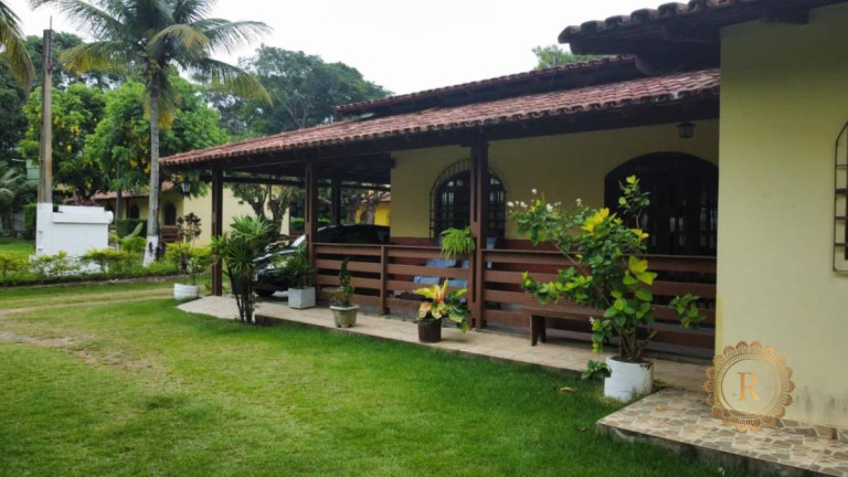 Imagem Chácara com 10 Quartos à Venda, 15.000 m² em Lagoa Dourada - Guarapari Imagem Chácara com 10 Quartos à Venda, 15.000 m² em Lagoa Dourada - Guarapari