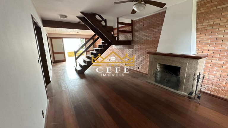 Imagem Casa com 3 Quartos à Venda, 224 m² em Santana - Porto Alegre Imagem Casa com 3 Quartos à Venda, 224 m² em Santana - Porto Alegre