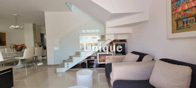 Imagem Casa com 3 Quartos à Venda, 130 m² em Ferradura - Armação Dos Búzios Imagem Casa com 3 Quartos à Venda, 130 m² em Ferradura - Armação Dos Búzios