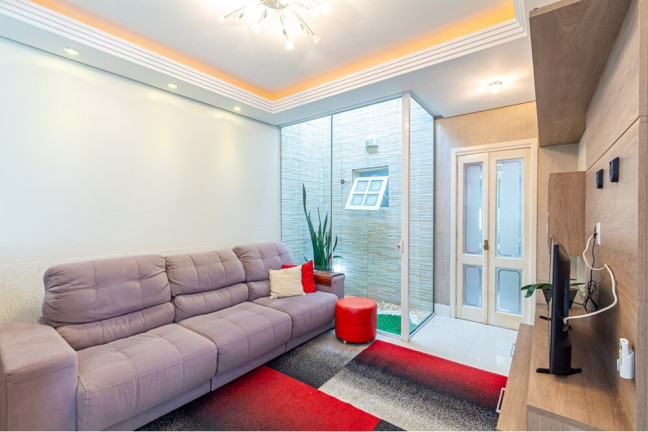 Imagem Casa com 3 Quartos à Venda, 228 m² em Niterói - Canoas Imagem Casa com 3 Quartos à Venda, 228 m² em Niterói - Canoas