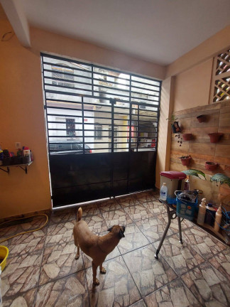 Imagem Casa com 2 Quartos à Venda, 65 m² em Petrópolis - Manaus