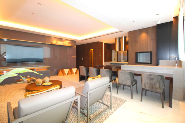 Apartamento com 3 Quartos à Venda, 308 m² em Bigorrilho - Curitiba