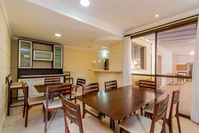 Imagem Apartamento com 3 Quartos à Venda, 103 m² em Menino Deus - Porto Alegre Imagem Apartamento com 3 Quartos à Venda, 103 m² em Menino Deus - Porto Alegre