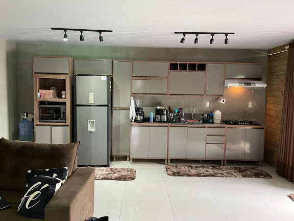 Imagem Casa com 2 Quartos à Venda, 288 m² em Monte Alegre - Camboriú Imagem Casa com 2 Quartos à Venda, 288 m² em Monte Alegre - Camboriú
